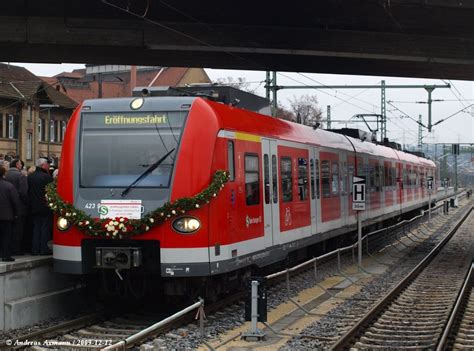 Eröffnungszug auf der KBS790 1 Herrenberg Kirchheim T der S Bahn S1