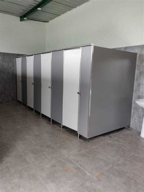 HPL Board Modular Toilet Cubicle Partition At Rs 19500 In Bengaluru