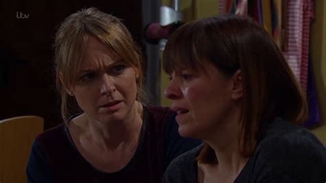 Rhona Apologises To Vanessa For Taking Pierces Side Against Her