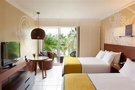 Holiday Inn Resort, Vanuatu Family Package - Island Escapes