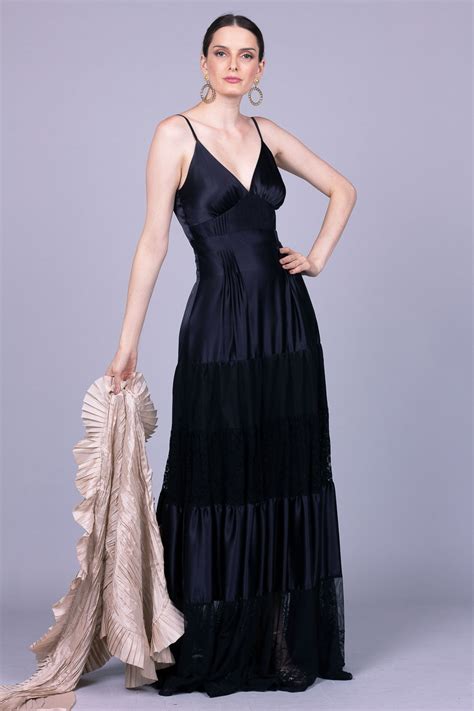 Estola De Festa Nude Martina Arthur Caliman