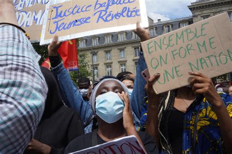 Le Conseil dEtat rétablit la liberté de manifester dans le respect