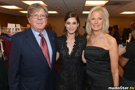 Lizzy Caplan Thelizzycaplan Nude OnlyFans Photo Nudostar TV