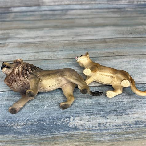 Schleich Lion Adult Male Female Lioness African Safari Zoo Wildlife