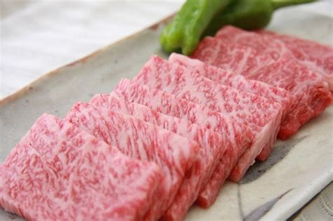 奥出雲和牛肩ロース焼肉用400g【しまね和牛 牛肉 黒毛和牛 霜降り 贈答 ギフト チルド 熨斗 日時指定 人気 冷蔵 焼肉 Bbq A 2