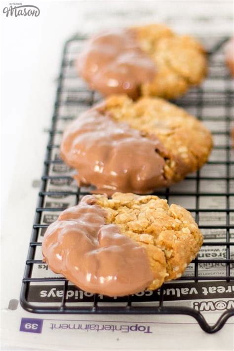 Easy Chocolate Hobnobs Recipe Step By Step Kitchen Mason