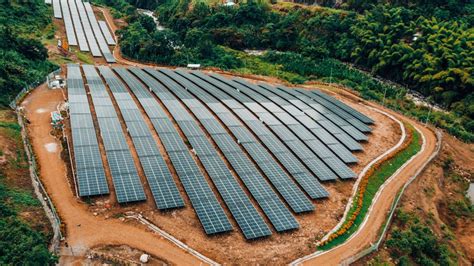 PRIMERA GRANJA SOLAR EN EL EJE CAFETERO