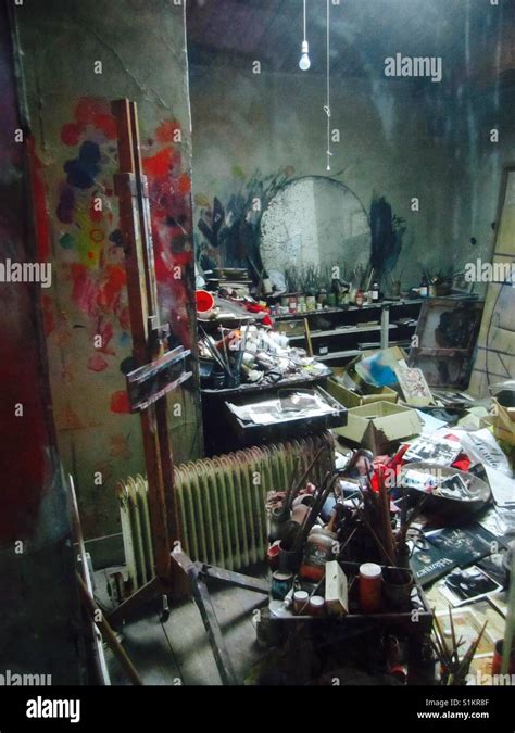 Francis Bacon Studio Hi Res Stock Photography And Images Alamy