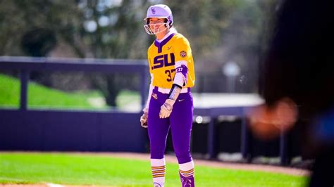 No Lsu Rallies Back For A Win At No Missouri Southeastern