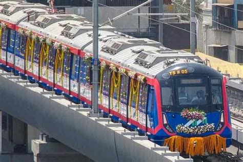 Mmrda Launches Passenger Services On Mumbai Metro Line 2a And 7 Urban