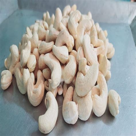 W Whole Cashew Nuts At Rs Kg In