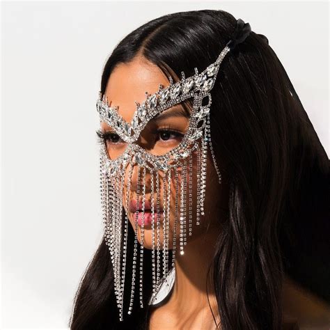 Fashion Tassel Face Mask Halloween Luxury Crystal Masquerade Mask