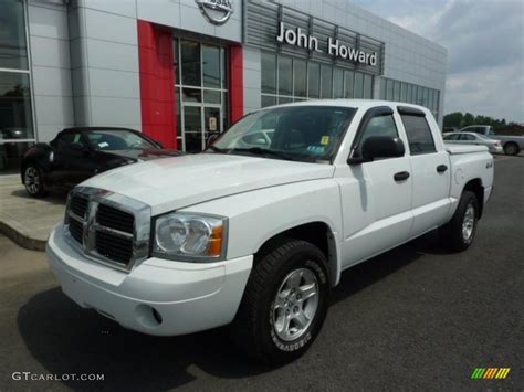 2006 Bright White Dodge Dakota Slt Quad Cab 4x4 31851479 Photo 2 Car Color