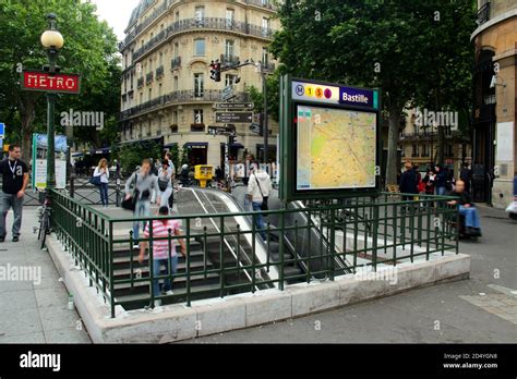 The metro station Bastille in Paris Stock Photo - Alamy