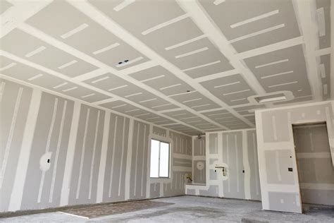 Hanging Drywall on Metal Studs | Turner Bros Blog