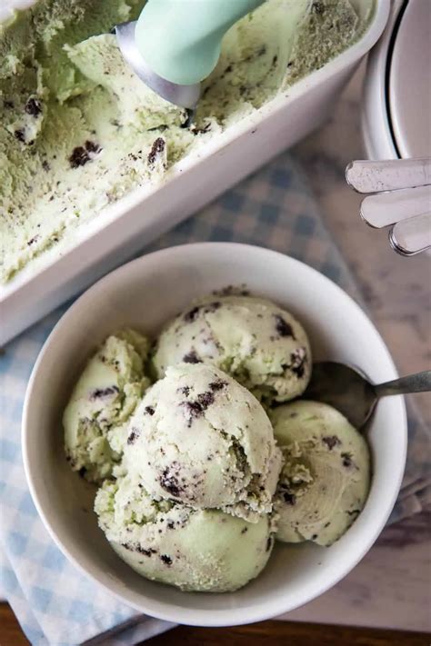 Easy Mint Oreo Ice Cream - Adventures of Mel