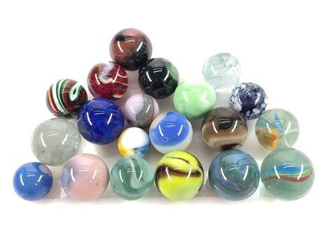 Lot Lot Of Vintage Glass Shooter Marbles