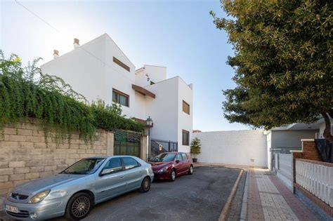 Casa De Alto Standing De M En Venta Granada Espa A