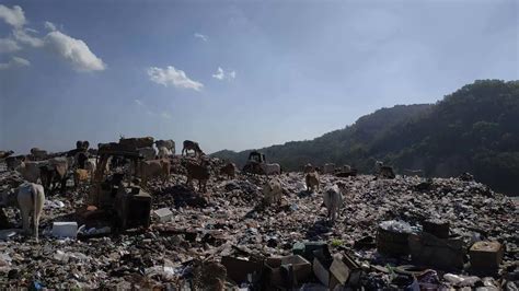 Overload Timbunan Sampah Di Diy Capai Ton Perhari Krjogja