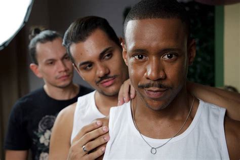 Sexy Hot aposta na diversidade e estreia primeiro filme gay Televisão F