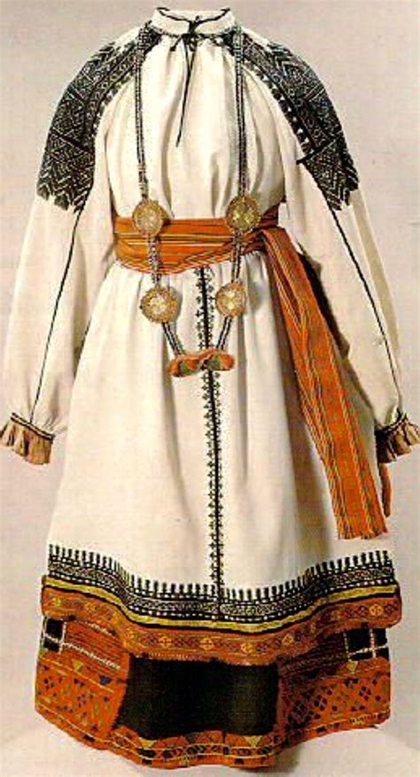 Traditional Russia Ensemble Russian Traditional Dress, Traditional ...