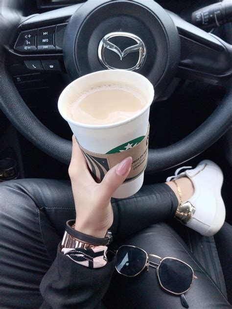 😍☕️🖤🕶👟💋 Carro De Chica Imajenes De Amigas Poses Para Fotos