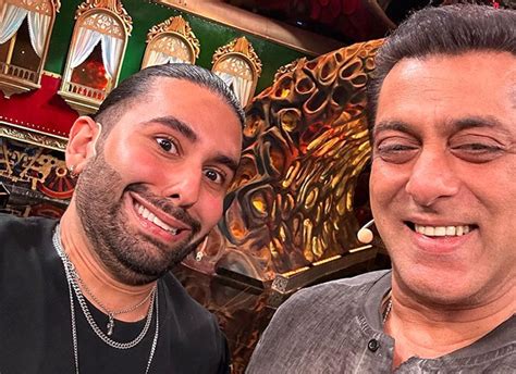 Orry Shares Picture With Salman Khan On Bigg Boss Sets Janhvi