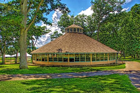 Ross Park, Carousel, Binghamton Zoo | atelier-yuwa.ciao.jp