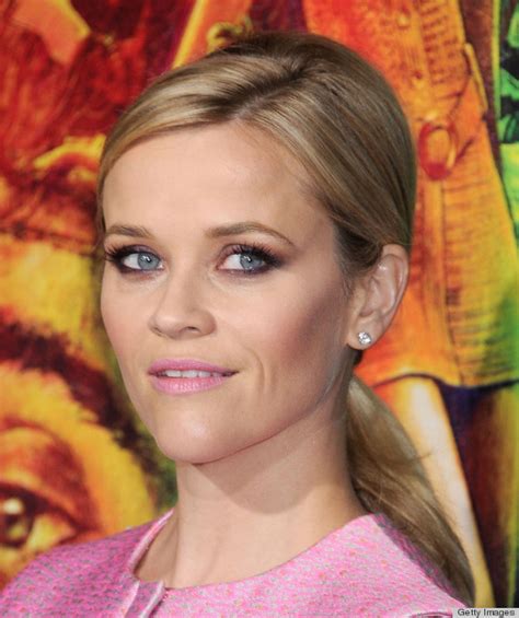 Reese Witherspoon's Smokey Eye Makeup Renders Us Speechless | HuffPost