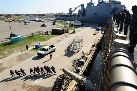 Dvids Images Uss Gunston Hall Activity Image Of