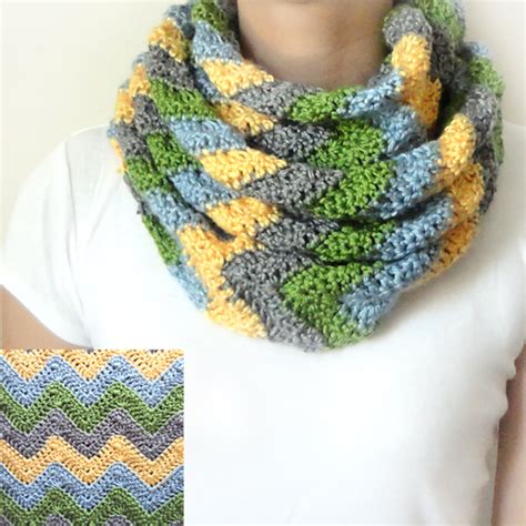 Ravelry Chevron Infinity Scarf Pattern By Rachel Choi