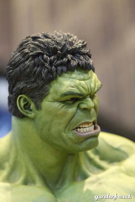 Más imágenes de las figuras de Hot Toys de Los Vengadores en la Ani Games