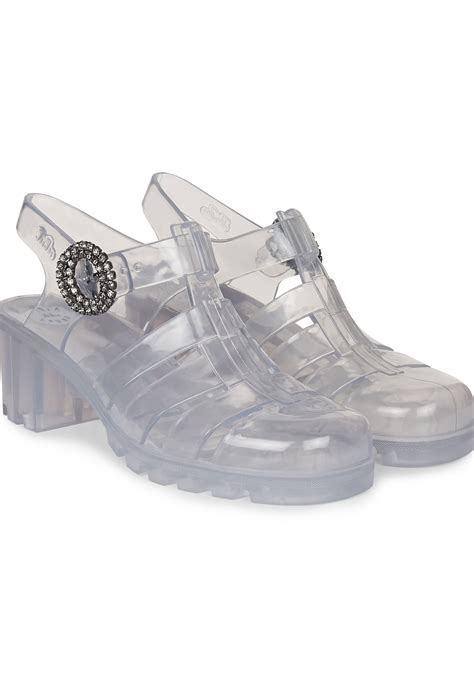 Jelly Shoes sind im Sommer ein großer Schuhtrend | ELLE