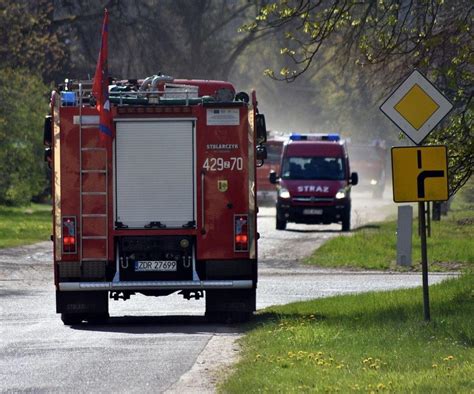 Mikołajki Pożar hali spłonęło pięćłodzi Akcja jest trudna Olsztyn