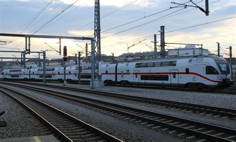 DB 4110 117 Mecklenburgische Ostseeküste als IC 94 Wienerwald nach