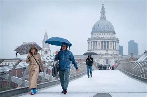 London Weather: Exact day Storm Eunice set to batter the capital with ...