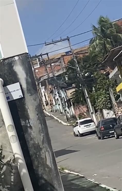 BATEU DE FRENTE A CHOCOLATE bandidos morrem após trocar tiros