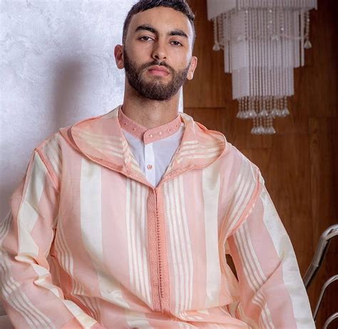 Modèles de djellaba marocaine pour homme 2021 Caftans Marocains