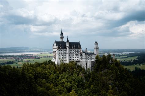 I visited Germany a couple weeks ago and saw the Neuschwanstein Castle ...