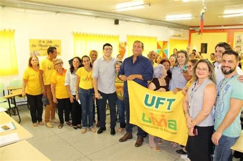 Maior projeto de educação para idosos no país UMA recebe cerca de meio