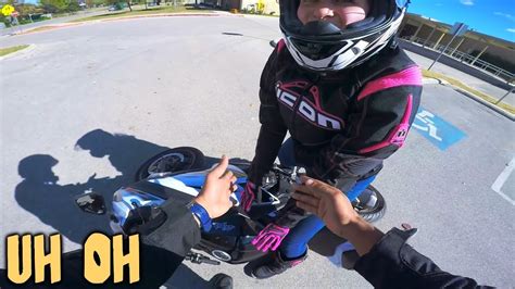 Teaching My Girlfriend How To Ride A Motorcycle Day 1 Youtube