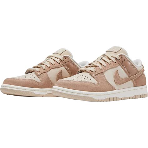 Nike Dunk Low SE Sand Drift