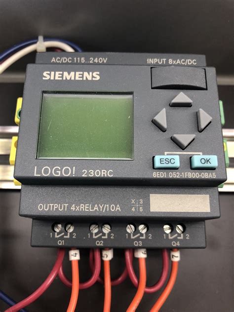 SIEMENS LOGO 230RC 6ED1 052 1FB00 0BA5 PROGRAMMABLE CONTROLLER