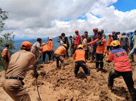 Update Pencarian Korban Longsor Di Bastem Utara Luwu