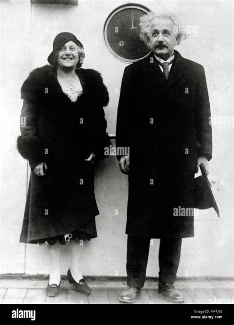 Albert Einstein Et Sa Femme Banque De Photographies Et Dimages Haute