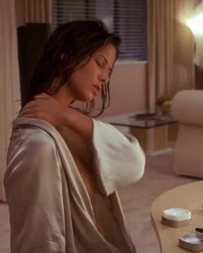 Nipple Rhona Natasha Mitra In Hollow Man Cel