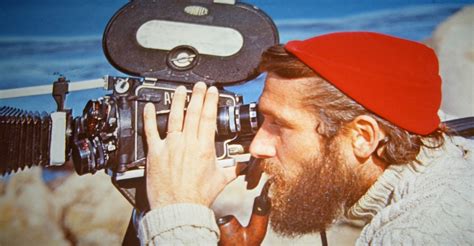 Jacques-Yves Cousteau : biographie, calypso, film, ce qu'il faut savoir