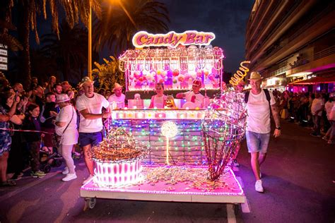 Corso Lumineux Du Lavandou JET007