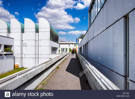 Berlin Tiergarten The Bauhaus Building Bauhaus Archive Museum Of