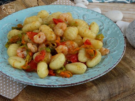 Gnocchi Con Fiori Di Zucca E Gamberetti Un Primo Piatto Semplice E Veloce